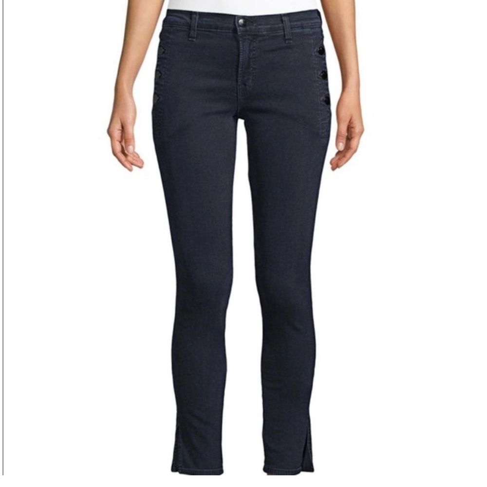 J Brand Mid Rise Skinny Jean in Indigo Size 28